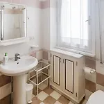 2 Bedroom Beautiful In * Marina di Campo