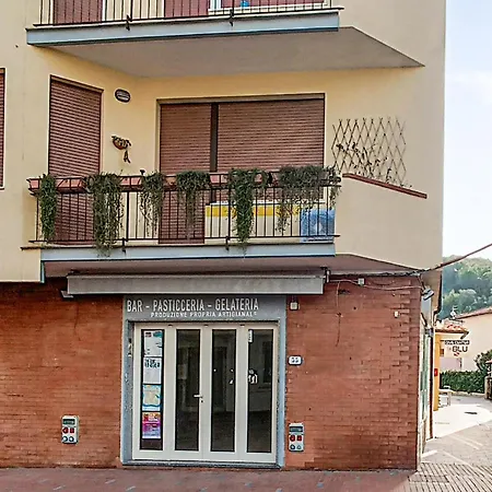 Apartment 2 Bedroom Beautiful In