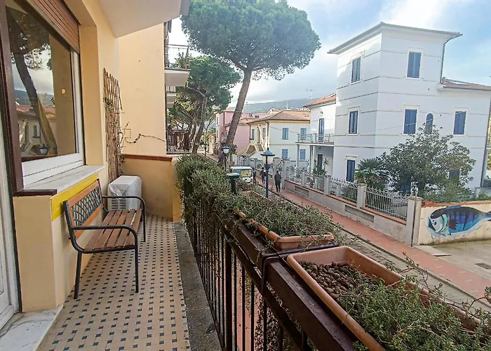 Lovely In דירה מרינה די קמפו