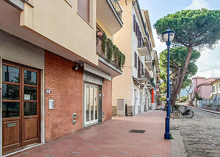 Lovely In דירה מרינה די קמפו