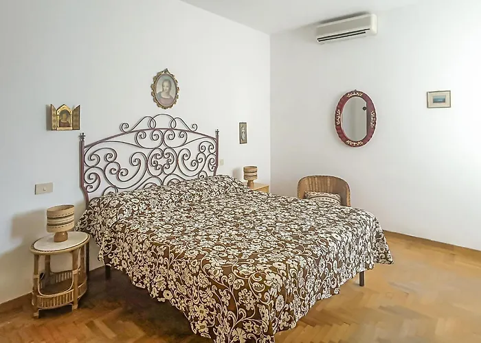 דירה Lovely In *