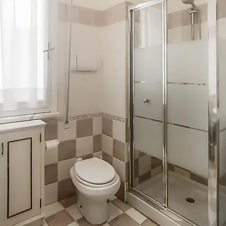2 Bedroom Beautiful In * Marina di Campo